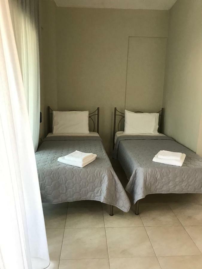 Il Mondo Apartments Stavros  Extérieur photo